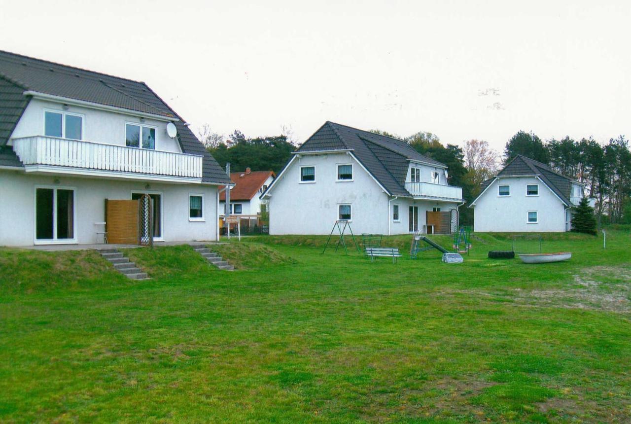 Ferienwohnungen Familie Piel Lutow Exterior photo